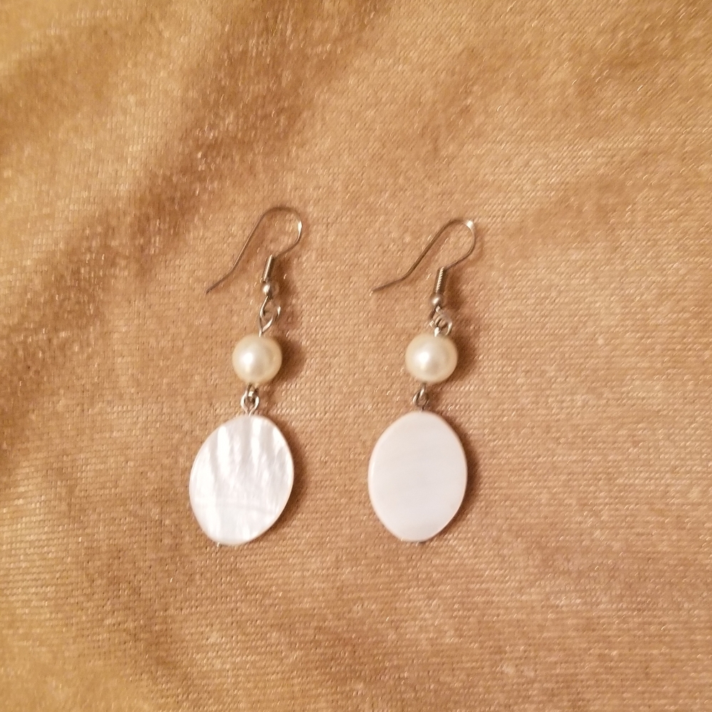Fashion Earrings White Beaded